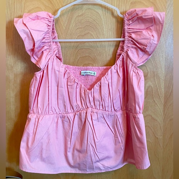 Abercrombie & Fitch, Cropped Pink Ruffle Tank, Size Medium, New without Tags - Picture 1 of 3